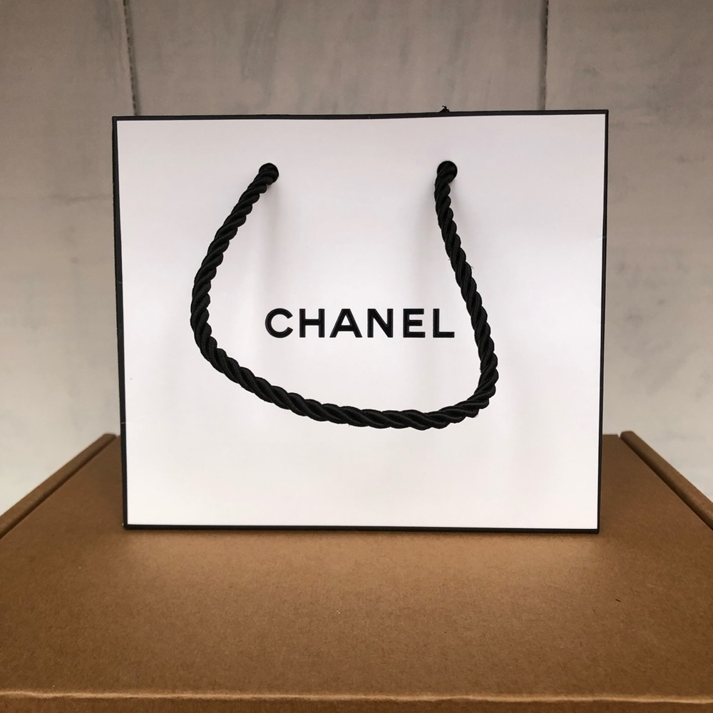 Chanel shopping bag